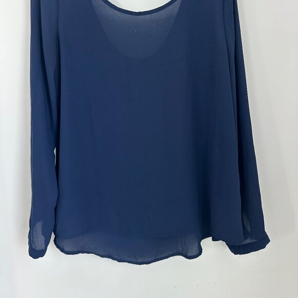 Forever 21 Navy Sheer Long Sleeve Blouse M – Classic Scoop Neck - Picture 4 of 6